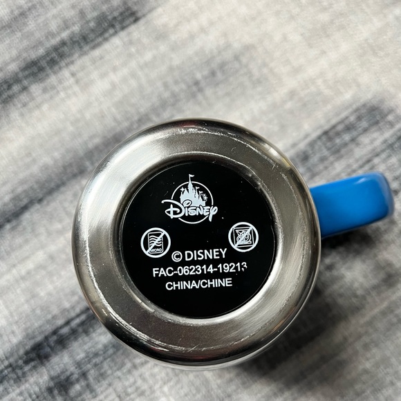 DISNEY | Walt Disney Pictures Mug with Lid - Picture 2 of 4